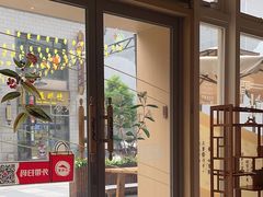 -必胜客(WOW昙华林店)
