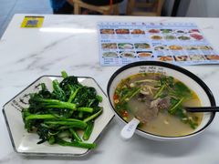 -关记·河南烩面·大盘鸡