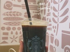 -星巴克臻选(上海中环广场2F店)
