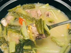 -美食小镇·观赏珍稀鸟类·长隆熊猫酒店