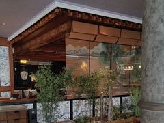 -八府香鸭·啫啫煲(华山路店)