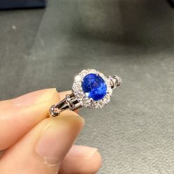 -克拉花园珠宝(诚品生活店)