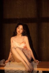 -onlygirl摄影美学馆高端定制(江滩店)