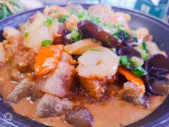 三鲜焖子-鸿运美食府