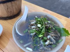 -大众跷脚牛肉馆·非遗传承单位(峨眉山店)