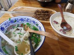 -嘻小北·兰州清汤牛肉面(太平洋森活天地店)