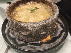 橄榄油火焰虾-紫圆 · 雅宴高级餐厅(杭州东站店)