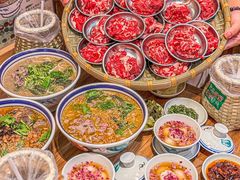 -云阿蛮云南生烫牛肉米线(奉贤路店)