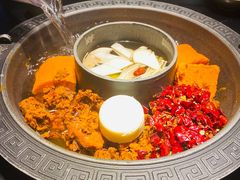 -晓宇重庆火锅(龙首店)