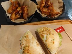 -必胜客(周浦万达店)