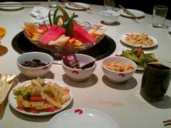 这样白送，很快就吃饱喝足了-海底捞火锅(金花路店)