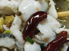 -姚姚酸菜鱼·金戈戈香港豉油鸡(喜荟城联名店)
