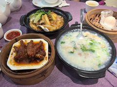 -金苑海鲜酒家(新港中路店)