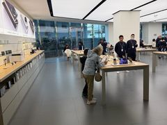 -华为授权体验店(中山公园来福士)