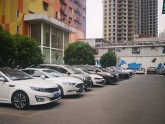 -喜鹊愉家酒店(郑州曼哈顿博览中心地铁站店)