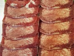 -虾弄弄海派小龙虾·牛羊蝎子火锅