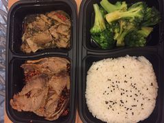 -小蛮椒麻辣烫·麻辣拌(青浦宝龙店)