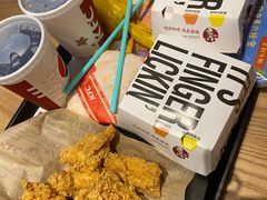 -肯德基(万科广东路店)