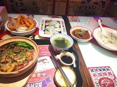 皮蛋瘦肉粥-赵财财·肠粉·煲仔饭(华润万象城店)