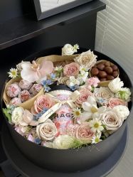 -遇见爱婚庆鲜花(无为铁山路店)