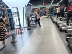 -超鹿运动(五四路恒力城店)