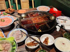 -周小明火锅(黑金冠社区店)