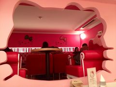 -Hello Kitty Cafe(弘大店)