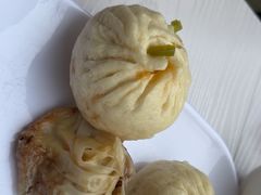 -李与白包子铺(桐梓林店)