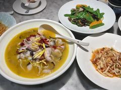 -雀蓝川菜(奥体广场店)