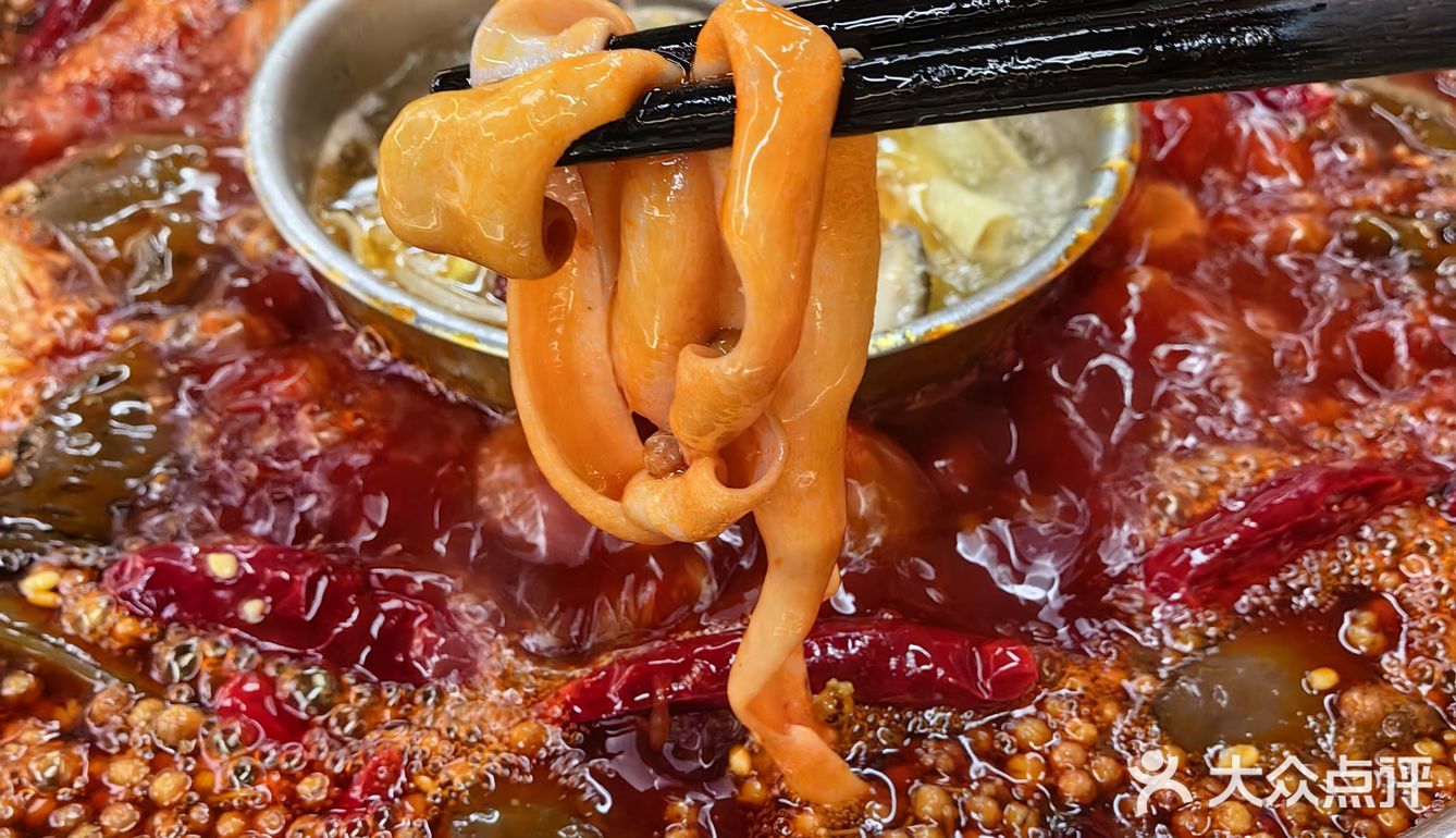成都本地人爱吃的社区火锅，鲜货好味道