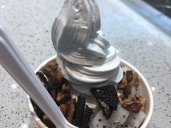 缤纷水果酸奶冰淇淋-丁丁&当当牦牛酸奶·酥油面包(官门口店)