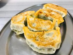 鲜肉韭菜煎饺-芬芳甜品(同福路店)