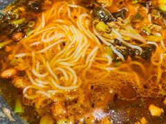 -八月美食小馆(银泰城总店)