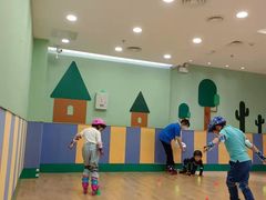 -乐翔轮滑(中庚漫游城店)