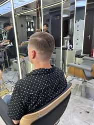 -藤野造型烫发染发