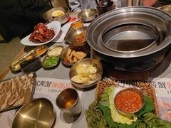 -草家酱蟹炭火烤肉店(珲春南路一店)