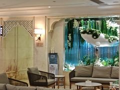 -麓湖国际水疗