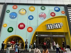 -m豆巧克力世界(上海世茂广场店)
