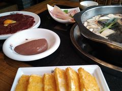 -纸盐河码头火锅(十八梯店)