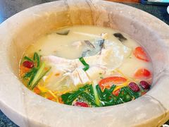 -抚仙湖生态石锅鱼野生菌(告庄店)