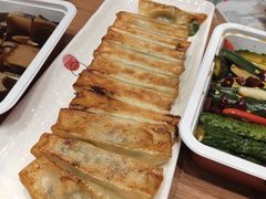 韭菜馅锅贴-阳阳中国饭(北京荟聚店)