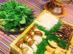 -慢丽江·云南野生菌土鸡锅(付家庄店)