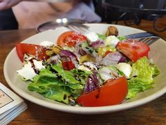 希腊沙拉-机器人火炉披萨