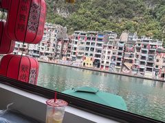 -罗满娘特色豆花烤鱼
