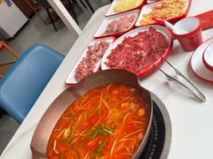 -毛辣果·贵州红酸汤牛肉火锅(西单店)