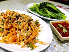 凉拌芭蕉花-蜗牛小馆醉乡民谣云南菜(惠新西里店)