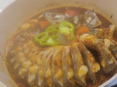 -刘姐啤酒鱼民族演艺餐厅(西街总店)