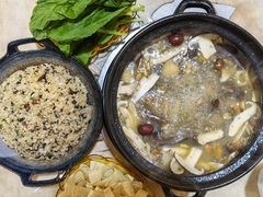 -蘑统田下·野生菌火锅