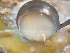 -鲜入围煮花胶鸡海鲜火锅