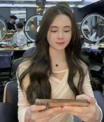 -藤野造型烫染·漂发